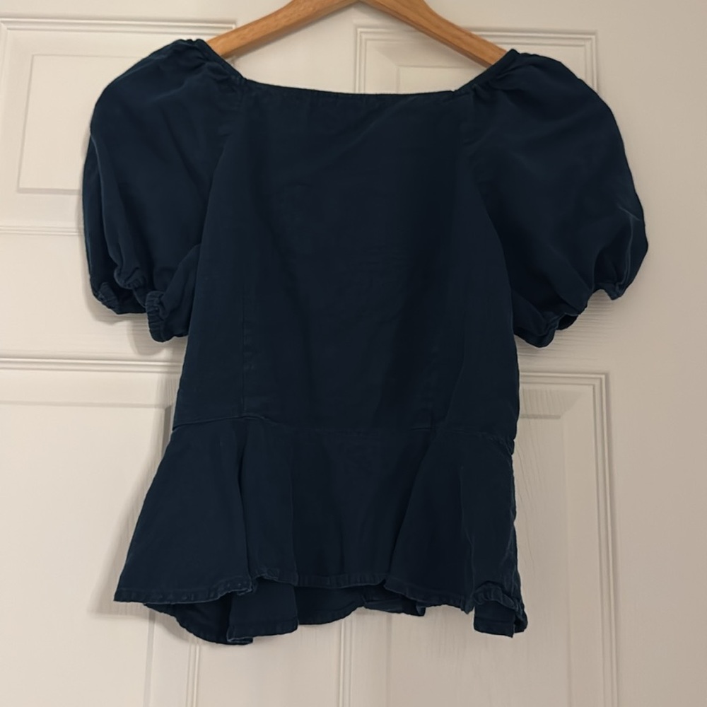 Universal Thread navy top - Picture 2 of 3